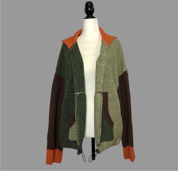 Urban Outfitters green knit sweater cardigan block pattern - Picture 1 of 3